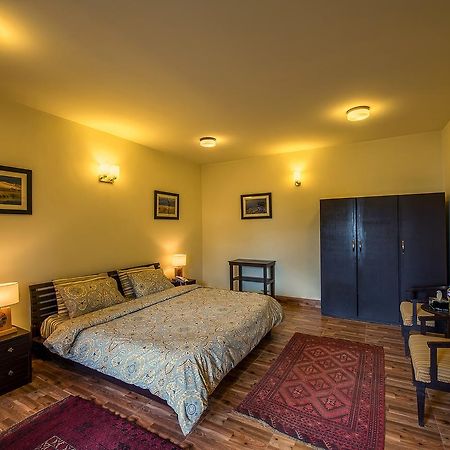 Arcadian Blue Pines Hotel Murree Exterior photo