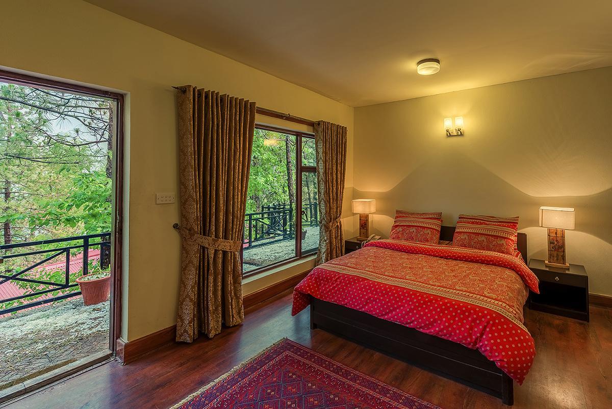 Arcadian Blue Pines Hotel Murree Exterior photo