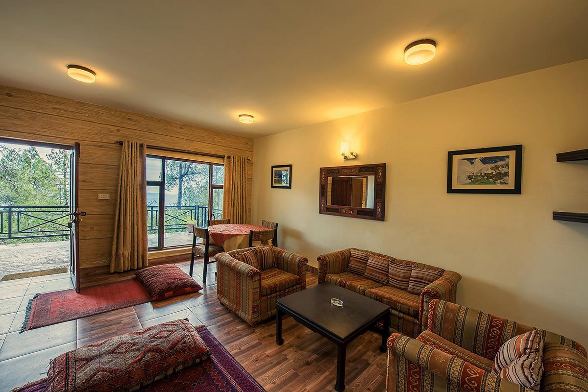 Arcadian Blue Pines Hotel Murree Exterior photo